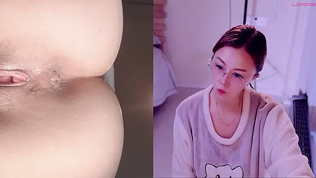 Snapshot of Krismil3 chatting on 03/24/26, 02:00 Krismil3 online show from 03/24/26, 02:00