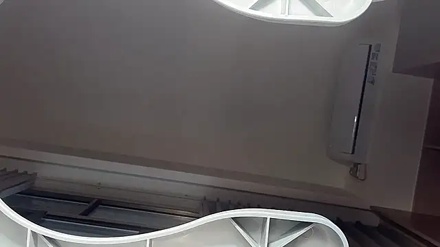 Snapshot of Krismil3 chatting on 03/30/26, 11:06 Krismil3 online show from 03/30/26, 11:06