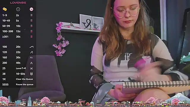 Snapshot of CassieCool chatting on 01/11/25, 11:46 CassieCool online show from 01/11/25, 11:46