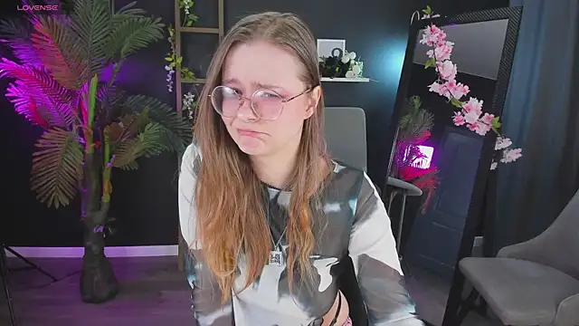 Snapshot of CassieCool chatting on 01/26/25, 04:20 CassieCool online show from 01/26/25, 04:20