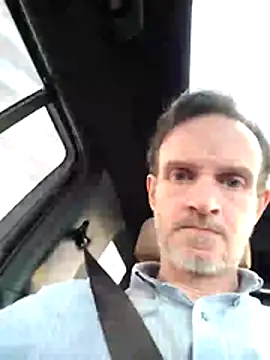 Snapshot of big8dall chatting on 04/19/26, 12:33 big8dall online show from 04/19/26, 12:33