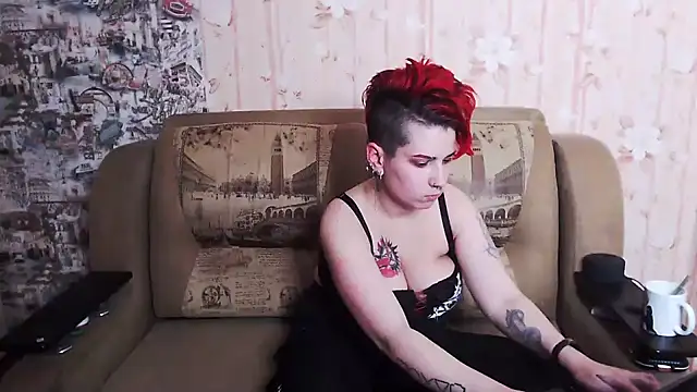 Miya Wey  online show from 10/20/25, 06:52