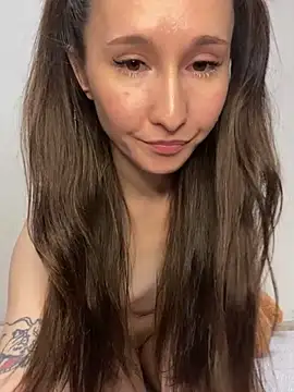 Snapshot of cutte_dora chatting on 02/26/25, 09:21 cutte dora online show from 02/26/25, 09:21