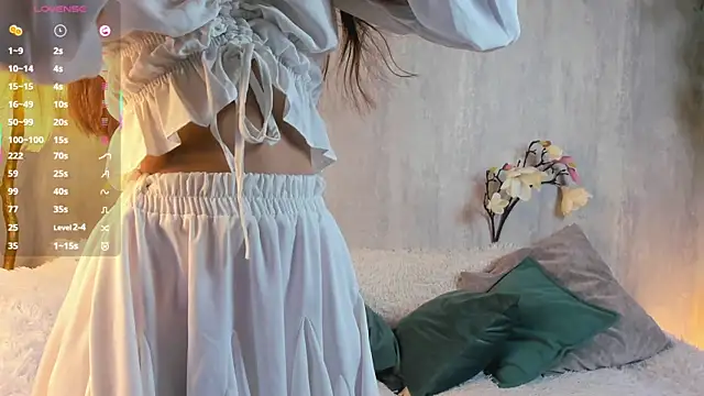 PetraBawden online show from 02/15/25, 08:44