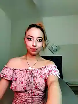Snapshot of Yennastone chatting on 02/07/25, 12:09 Yennastone online show from 02/07/25, 12:09