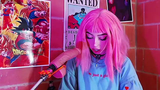 Snapshot of Yennastone chatting on 10/30/25, 05:53 Yennastone online show from 10/30/25, 05:53