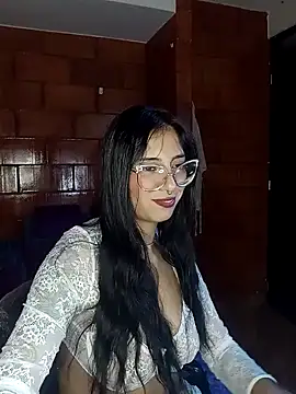 Raven  purple online show from 02/05/25, 02:29