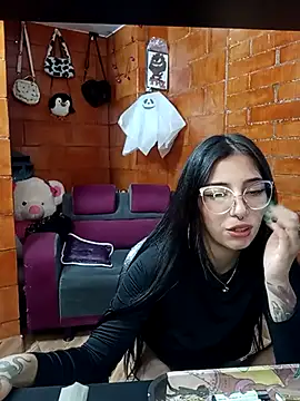 Raven  purple online show from 03/09/25, 05:44