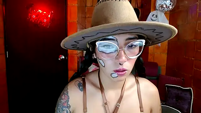 Raven  purple online show from 10/17/25, 10:01