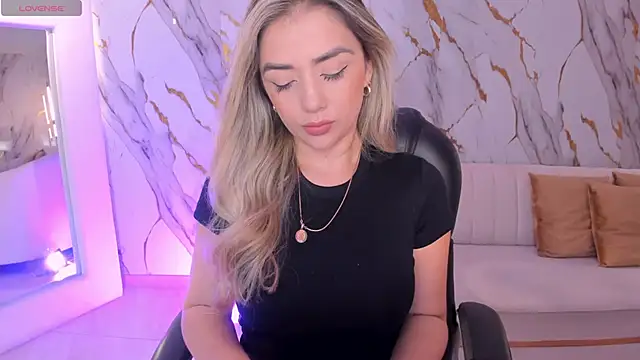 ChloePreston  online show from 02/11/26, 11:15