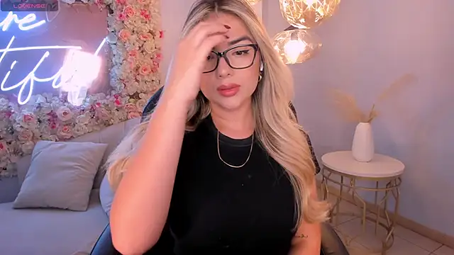 ChloePreston  online show from 03/04/26, 01:39