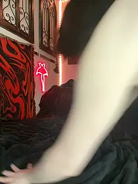 Snapshot of GoddessPinxx chatting on 03/18/26, 11:46 GoddessPinxx online show from 03/18/26, 11:46