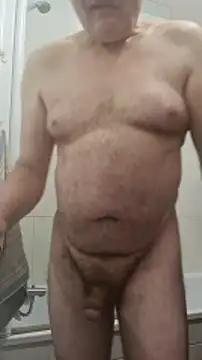 Snapshot of Bretoncool chatting on 12/22/24, 04:48 Bretoncool online show from 12/22/24, 04:48