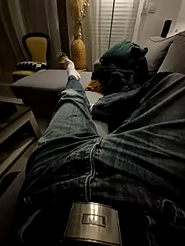 Snapshot of Bretoncool chatting on 01/26/25, 08:45 Bretoncool online show from 01/26/25, 08:45