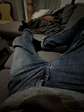 Snapshot of Bretoncool chatting on 02/14/25, 07:02 Bretoncool online show from 02/14/25, 07:02