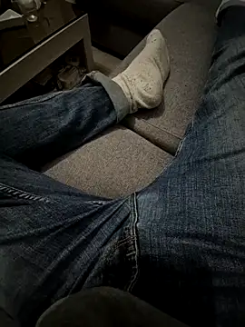 Snapshot of Bretoncool chatting on 02/28/25, 05:15 Bretoncool online show from 02/28/25, 05:15