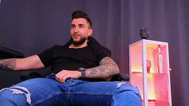 MightyAaron66 online show from 02/05/25, 02:05