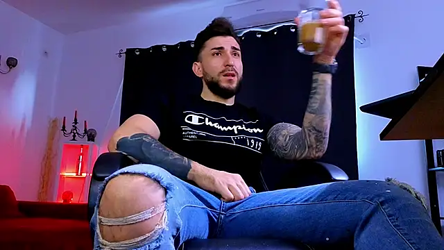 MightyAaron66 online show from 02/12/26, 06:52