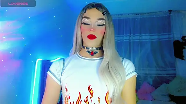 Snapshot of Amaya_girl chatting on 12/05/24, 11:51 Amaya girl online show from 12/05/24, 11:51