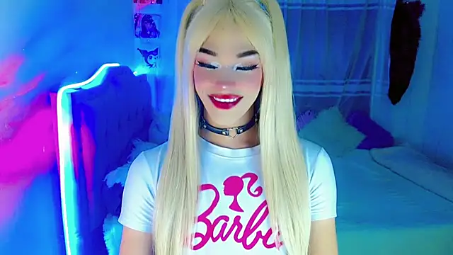 Snapshot of Amaya_girl chatting on 12/18/24, 12:43 Amaya girl online show from 12/18/24, 12:43