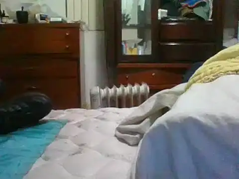 Emilylyn2501 online show from 12/14/24, 09:02