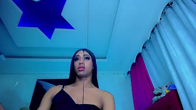 NahomiCamper online show from 02/08/25, 09:24