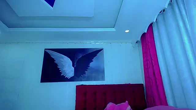 NahomiCamper online show from 10/26/25, 10:25