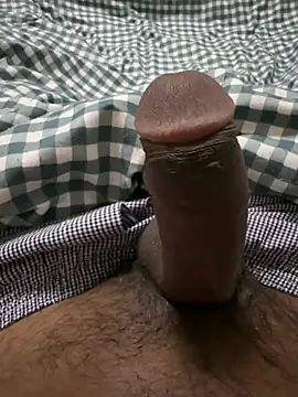 Snapshot of SL_PUSSY_EATER chatting on 01/26/25, 10:23 SL PUSSY EATER online show from 01/26/25, 10:23