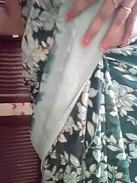 Snapshot of samitasharma chatting on 01/14/26, 02:55 samitasharma online show from 01/14/26, 02:55