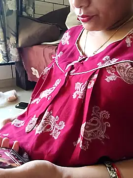 Snapshot of samitasharma chatting on 02/28/26, 04:46 samitasharma online show from 02/28/26, 04:46