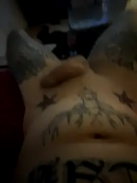 Snapshot of Tyson8897 chatting on 11/18/25, 04:39 Tyson8897 online show from 11/18/25, 04:39