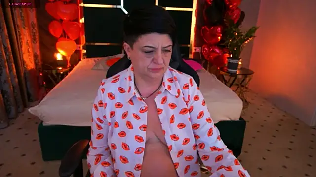 Snapshot of MilaSkyy chatting on 02/22/25, 03:12 MilaSkyy online show from 02/22/25, 03:12