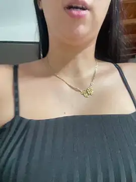 Snapshot of karla_nill chatting on 02/12/25, 06:40 karla nill online show from 02/12/25, 06:40