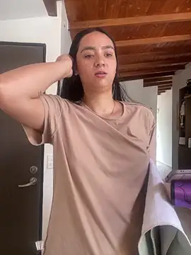 Snapshot of karla_nill chatting on 03/03/25, 05:39 karla nill online show from 03/03/25, 05:39