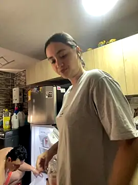 Snapshot of karla_nill chatting on 11/26/25, 07:15 karla nill online show from 11/26/25, 07:15