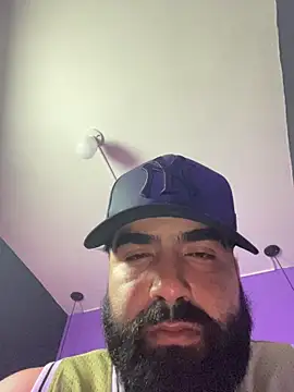 Snapshot of Lyon_vach chatting on 11/26/25, 08:21 Lyon vach online show from 11/26/25, 08:21