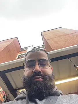 Snapshot of Lyon_vach chatting on 12/02/25, 01:50 Lyon vach online show from 12/02/25, 01:50