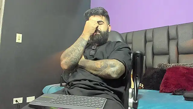 Lyon vach online show from 02/11/26, 03:00