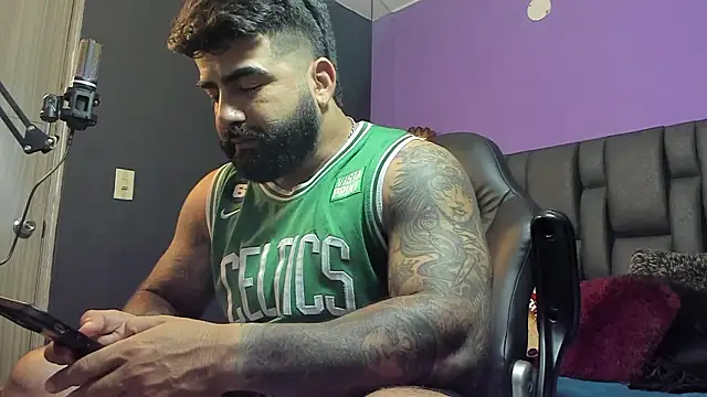 Lyon vach online show from 02/17/26, 01:57