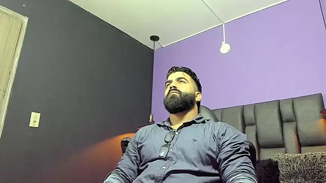 Snapshot of Lyon_vach chatting on 03/04/26, 12:05 Lyon vach online show from 03/04/26, 12:05