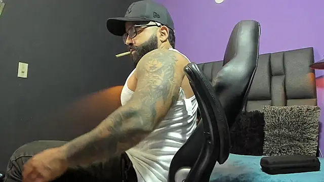 Snapshot of Lyon_vach chatting on 03/07/26, 10:40 Lyon vach online show from 03/07/26, 10:40