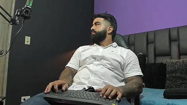 Snapshot of Lyon_vach chatting on 03/09/26, 11:42 Lyon vach online show from 03/09/26, 11:42