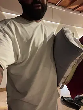 Snapshot of Lyon_vach chatting on 03/10/26, 10:04 Lyon vach online show from 03/10/26, 10:04