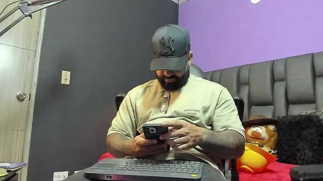 Snapshot of Lyon_vach chatting on 03/20/26, 12:15 Lyon vach online show from 03/20/26, 12:15