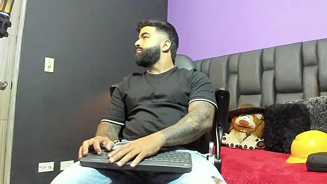 Snapshot of Lyon_vach chatting on 03/22/26, 12:47 Lyon vach online show from 03/22/26, 12:47