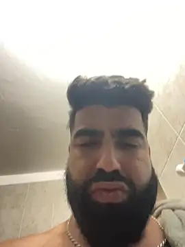 Snapshot of Lyon_vach chatting on 04/15/26, 09:49 Lyon vach online show from 04/15/26, 09:49