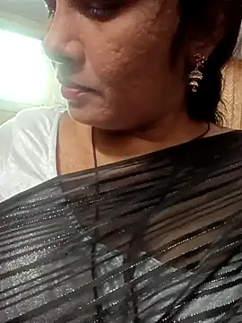 sowjanya1190 online show from 12/18/24, 11:34