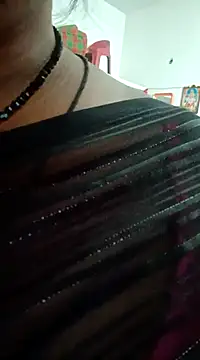 sowjanya1190 online show from 02/19/25, 03:38