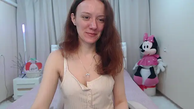 Snapshot of BarbaraStily chatting on 03/28/26, 07:41 BarbaraStily online show from 03/28/26, 07:41