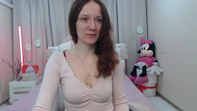 Snapshot of BarbaraStily chatting on 04/10/26, 08:30 BarbaraStily online show from 04/10/26, 08:30